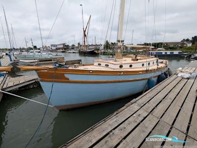 Maurice Griffiths One Off Traditional Built Wooden Sailing Yacht Segelboot 1962, mit Perkins 4.107 motor, England