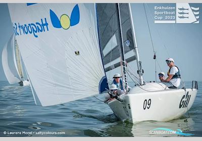 MaxFun 25 Segelboot 2000, Niederlande