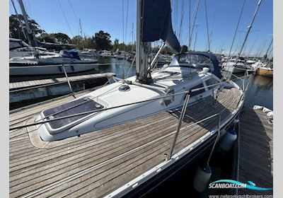 Maxi 1000 Segelboot 1998, mit Volvo Penta MD2030B motor, England