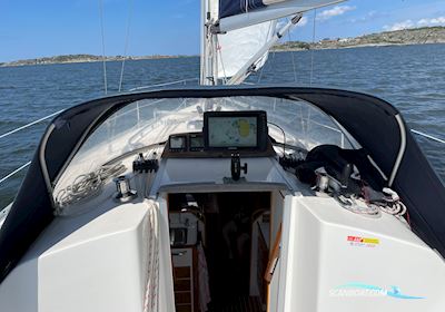 Maxi 1000 Segelboot 1992, mit Volvo Penta 2002 Helrenoverad 2012. motor, Sweden