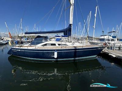 Maxi 1000 Segelboot 1998, mit Volvo Penta MD2030B motor, England