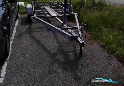 Nordisk Folkebåd Segelboot 1982, mit Suzuki motor, Dänemark