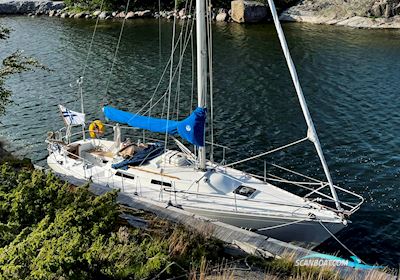 Omega 34 Segelboot 1983, mit Yanmar 2GM20F motor, Finland