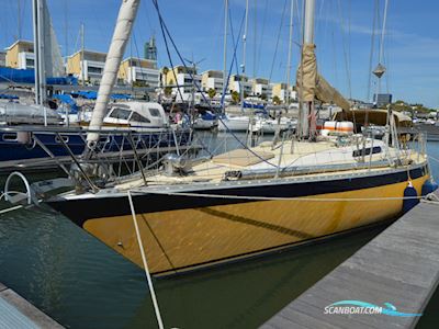 Oyster 37 Segelboot 1982, mit Volvo Penta MD2040 motor, Portugal