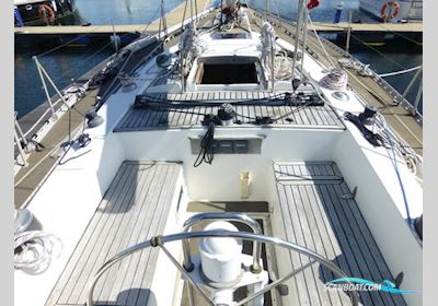Oyster 42 Segelboot 1985, mit Perkins 4.108 motor, England