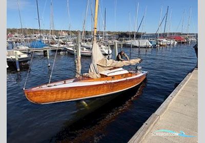 Pia von Brandenburg Segelboot 1920, mit Yamaha 2020 motor, Deutschland