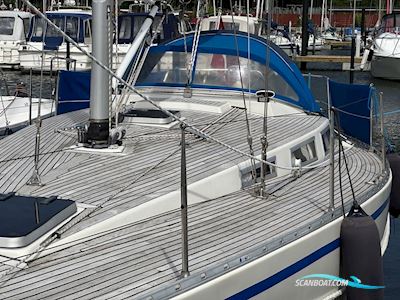 Puzzle 36 En ejers båd fra 1987 Segelboot 1987, mit 2004 Yanmar 3YM 30F motor, Dänemark