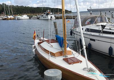 Schärenkreuzer Mälar 25- elegantes 10m Holzboot aus Mahagoni, sehr guter Zustand, neue Segel, Trailerbar Segelboot 1951, Deutschland