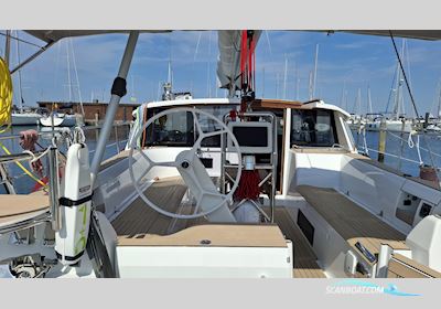 Sirius 40 DS Segelboot 2025, mit Volvo Penta D2-75F motor, Deutschland