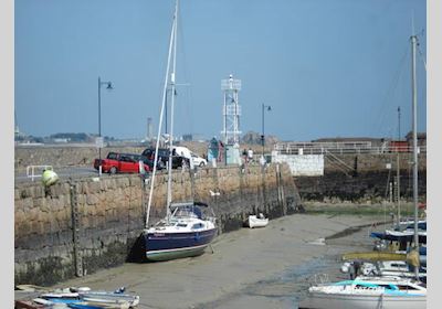 Southerly 42 Rst Segelboot 2010, mit Yanmar 4JH4-E motor, England
