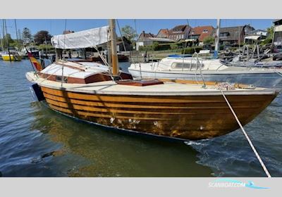 Thomas Lind, Middelfart Nordisches Fokeboot Segelboot 1973, mit Mercury motor, Deutschland
