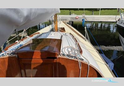 Thomas Lind, Middelfart Nordisches Fokeboot Segelboot 1973, mit Mercury motor, Deutschland