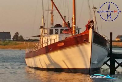 Veb Boddenwerft Damgarten Werftbau Eiche Auf Eiche Segelboot 1951, mit Mercedes motor, Deutschland