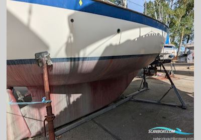 Victoria 30 Segelboot 1988, mit Yanmar 2GM20 motor, England