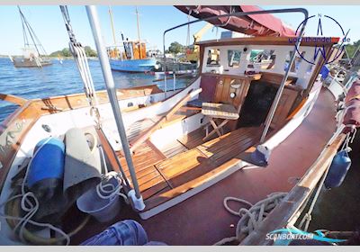 pommersche Schlup Segelboot 1984, mit Mercedes OM 636 motor, Deutschland