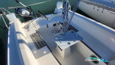 B2 Marine Djinn 7 Sejlbåd 2004, med Yamaha motor, Frankrig