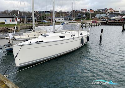 Bavaria 32 Cruiser Sejlbåd 2010, med Volvo Penta D1 20 motor, Danmark