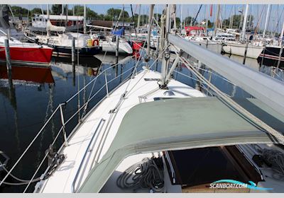 Bavaria 32 Cruiser Sejlbåd 2010, med Volvo Penta D1-30 motor, Holland