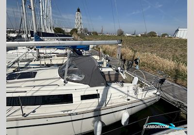 Bavaria 34 Cruiser Sejlbåd 2017, med Volvo Penta motor, Holland