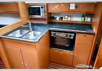 Bavaria 36 Cruiser Sejlbåd 2012, med Volvo Penta D1-30 (28 hk) motor, Sverige