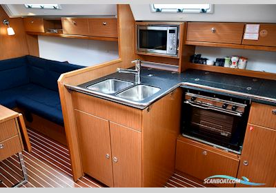 Bavaria 36 Cruiser Sejlbåd 2012, med Volvo Penta D1-30 (28 hk) motor, Sverige