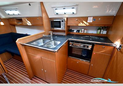 Bavaria 36 Cruiser Sejlbåd 2012, med Volvo Penta D1-30 (28 hk) motor, Sverige