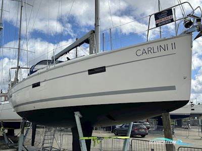 Bavaria 36 Cruiser Sejlbåd 2011, med Volvo Penta motor, England