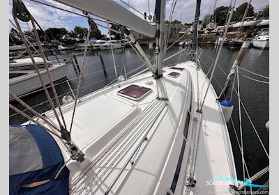 Bavaria 36 Cruiser Sejlbåd 2004, med Volvo MD2030 motor, England