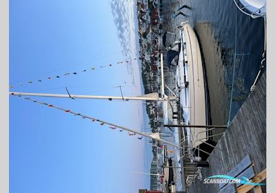 Bavaria 37 C Sejlbåd 2001, med Volvo Penta motor, Sverige