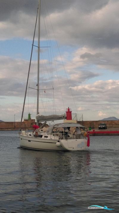 Bavaria 37 Cruiser Sejlbåd 2015, med Volvo Penta motor, Spanien