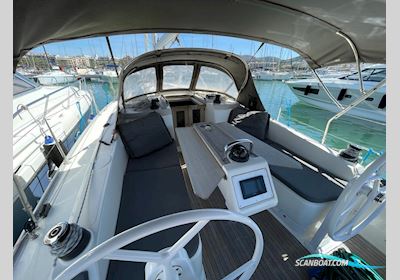 Bavaria 37 Cruiser Sejlbåd 2017, med Volvo-Penta motor, Spanien