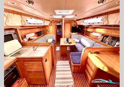 Bavaria 38 cruiser Sejlbåd 2008, med Volvo Penta D2-40
 motor, Danmark