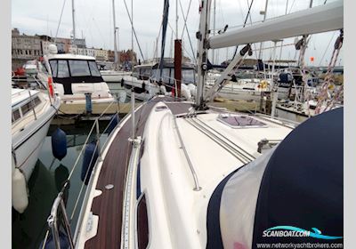 Bavaria 39 Cruiser Sejlbåd 2005, med Volvo D2-55 motor, England