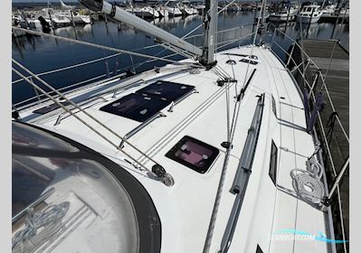 Bavaria 40 (2011) Sejlbåd 2011, med Yanmar 3YM30 motor, Danmark