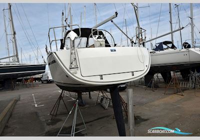 Bavaria Bavaria 33 Cruiser Sejlbåd 2013, med Volvo Penta D1-30 motor, Sverige