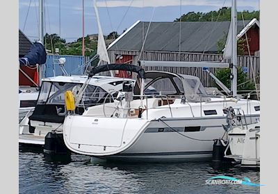 Bavaria Cruiser 32 Sejlbåd 2011, med Volvo Penta D1-20 motor, Sverige