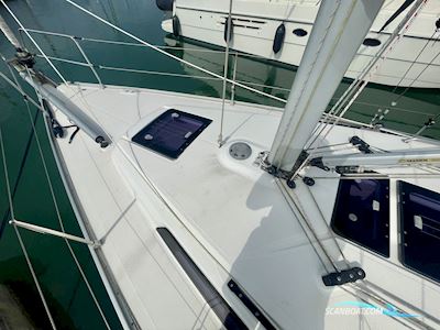 Bavaria Cruiser 33 Sejlbåd 2015, med Volvo Penta motor, England