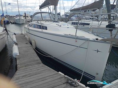 Bavaria Cruiser 33 Sejlbåd 2015, med Volvo Penta motor, England