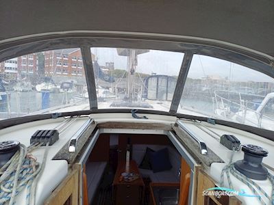 Bavaria Cruiser 33 Sejlbåd 2015, med Volvo Penta motor, England