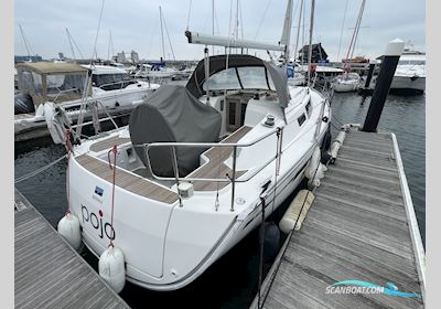 Bavaria Yachtbau Cruiser 33 Sejlbåd 2016, med Volvo Penta motor, England