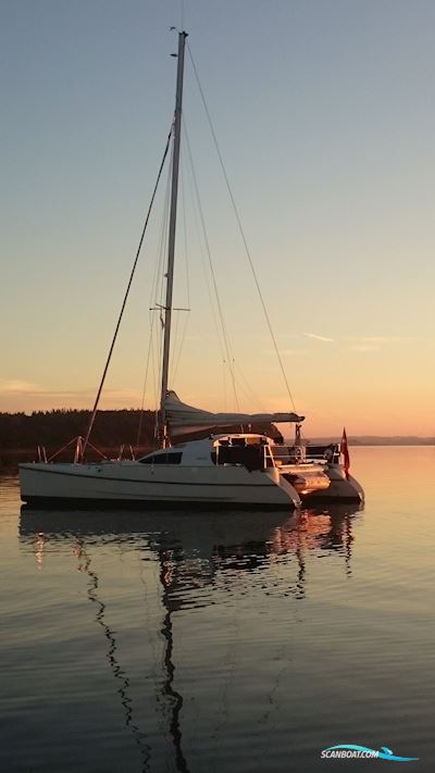 Beneteau Blue II Sejlbåd 1987, med 2 x 10 kW E-Torque (2013) motor, Danmark