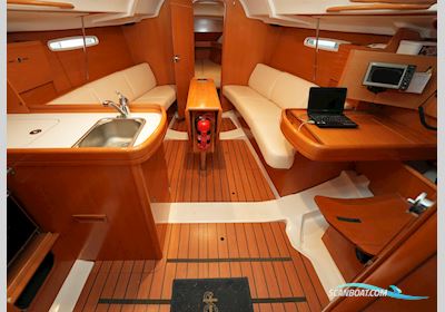 Beneteau First 31.7 Sejlbåd 2007, med Yanmar 3YM20 21hp, E045587 motor, Sverige