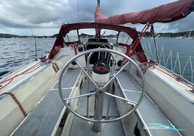Beneteau First 35 Sejlbåd 1983, med Yanmar 3GM30F motor, Martinique