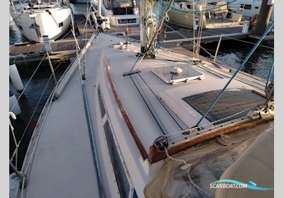 Beneteau First 38 Sejlbåd 1982, med Beta Marine motor, Portugal