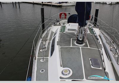 Colvic Liberator 35 Sejlbåd 1981, med Solé motor, Holland