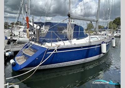 Comfortina 35 Sejlbåd 2000, med Yanmar 3GM motor, England