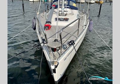 Comfortina 35 Sejlbåd 2002, med Yanmar 3GM30 motor, Sverige