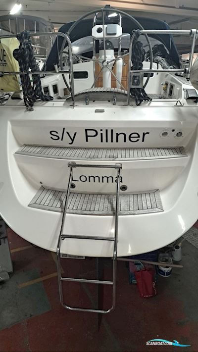 Comfortina 35 Sejlbåd 2002, med Yanmar 3GM30 motor, Sverige