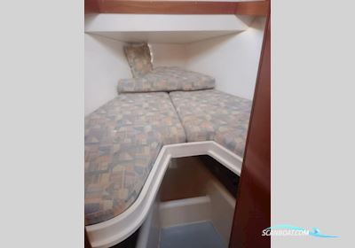 Contest 32 Sejlbåd 1982, med Beta Marine motor, Spanien