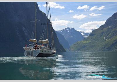 Custom Built High Latitude S542 Sejlbåd 2017, med Perkins motor, England